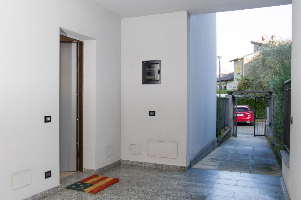 Appartamento Con Giardino E Parcheggio Privato 贝拉焦 外观 照片