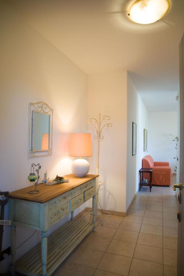 Appartamento Con Giardino E Parcheggio Privato 贝拉焦 外观 照片