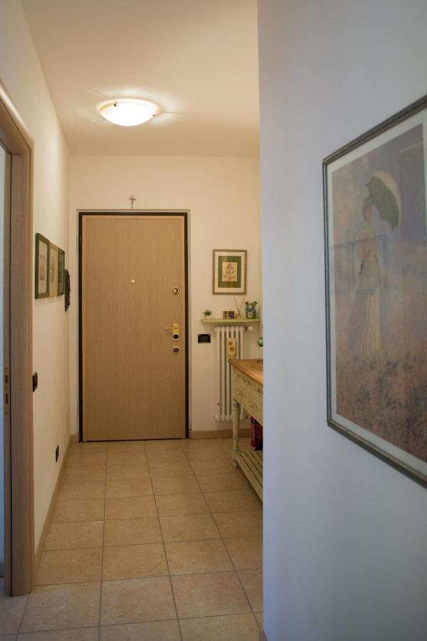 Appartamento Con Giardino E Parcheggio Privato 贝拉焦 外观 照片