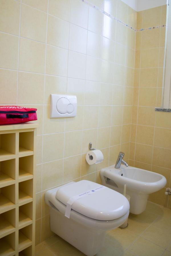 Appartamento Con Giardino E Parcheggio Privato 贝拉焦 外观 照片