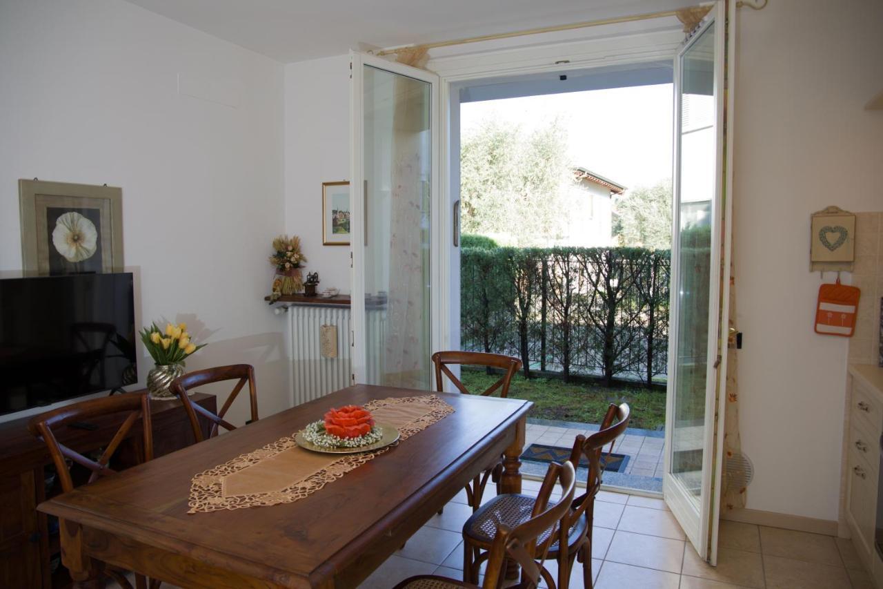 Appartamento Con Giardino E Parcheggio Privato 贝拉焦 外观 照片